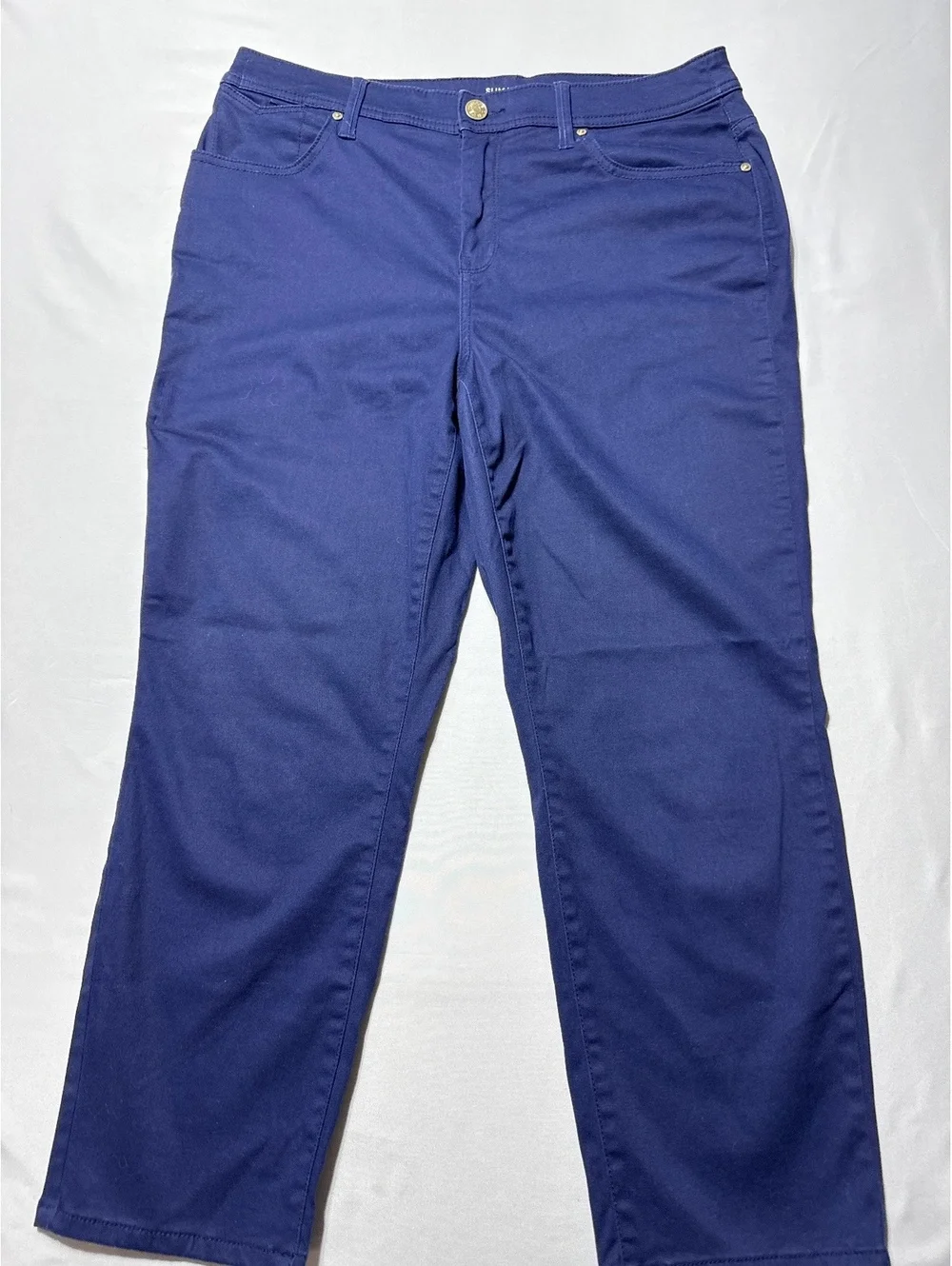 Chico's Slim Leg Crop Pants in Navy - Size 8, Perfect for a